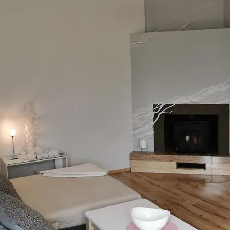 Monte Lu Apartment, & Pier 700m Sopot