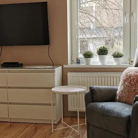 アパート Monte Lu Apartment, & Pier 700m ソポト